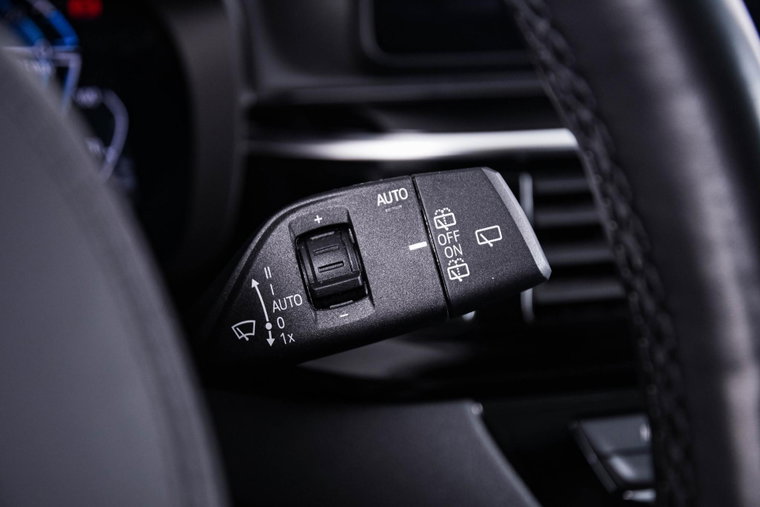 Vehicle Image 33