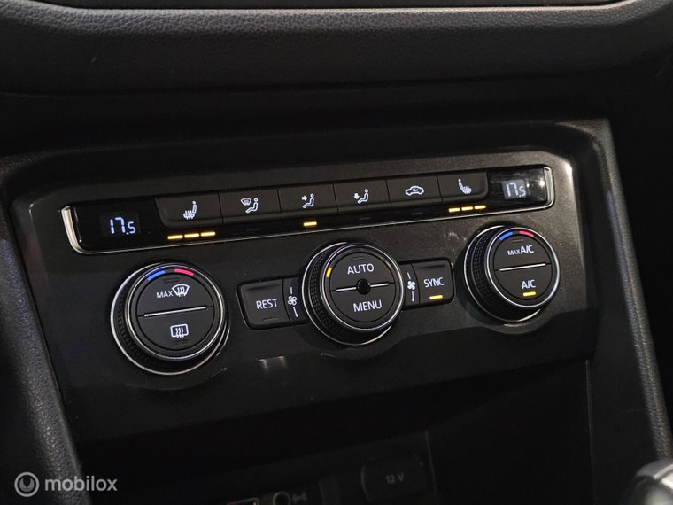 Vehicle Image 40