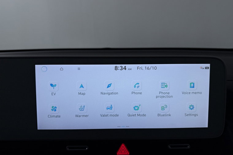 Vehicle Image 9