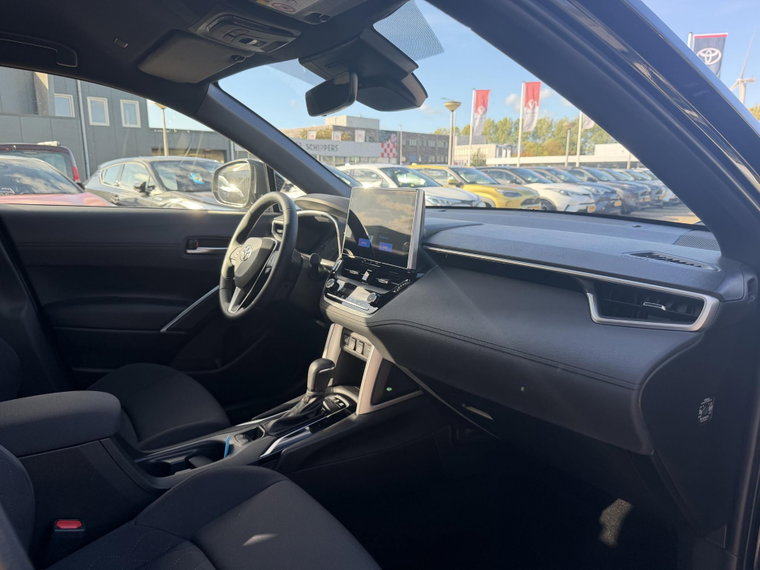Vehicle Image 9