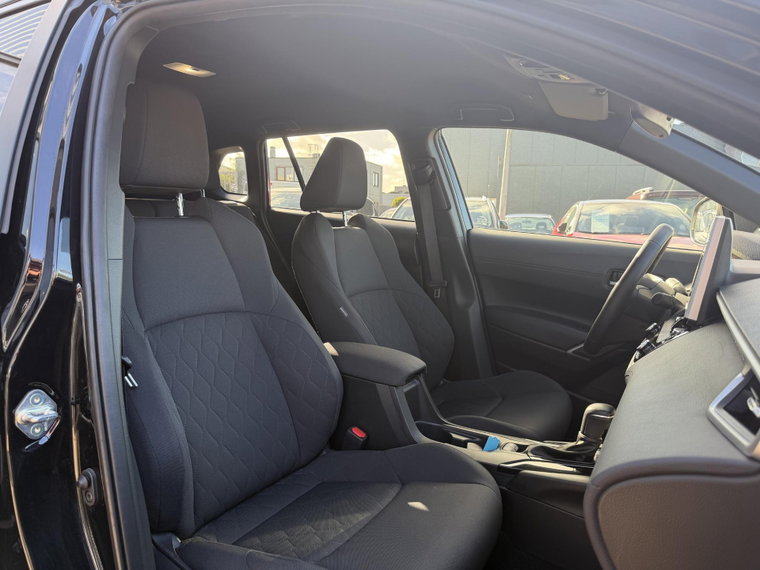 Vehicle Image 10