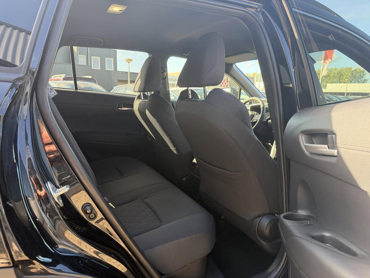 Vehicle Image 11