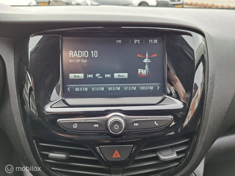 Vehicle Image 37