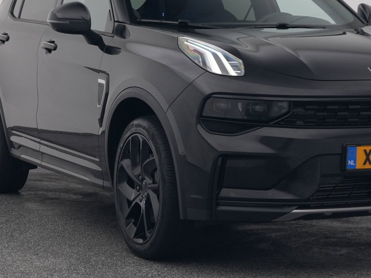 Vehicle Image 17