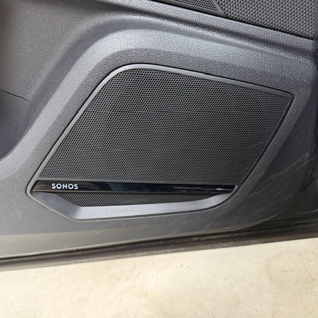 Vehicle Image 19