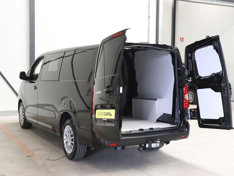 Vehicle Image 31
