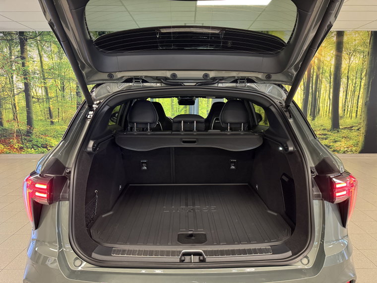 Vehicle Image 38