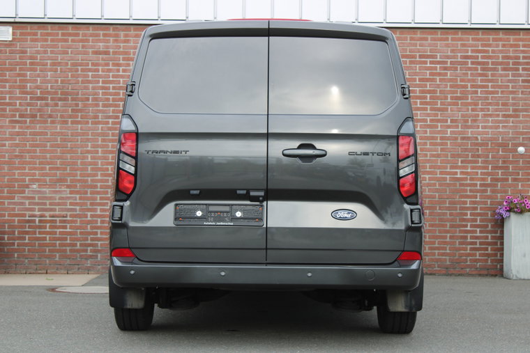 Vehicle Image 30