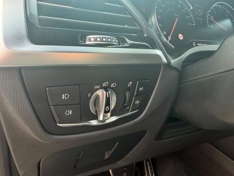 Vehicle Image 39