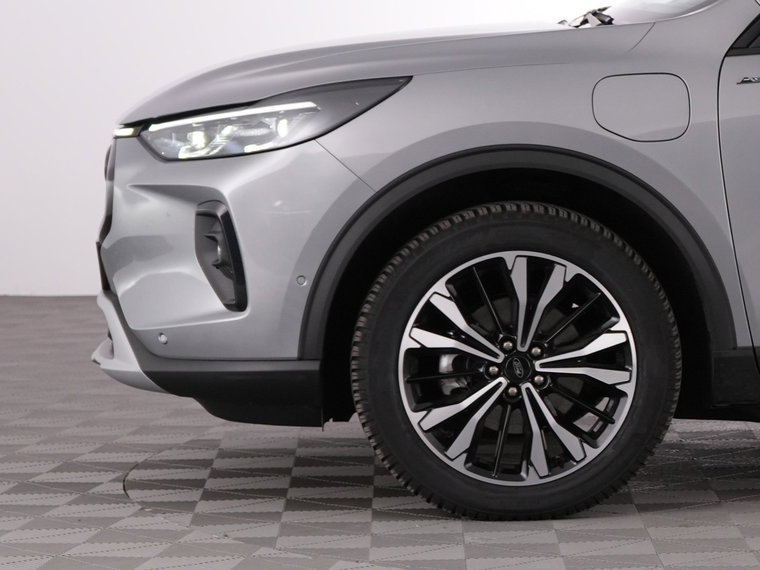 Vehicle Image 10