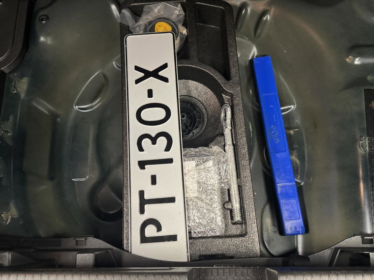 Vehicle Image 50