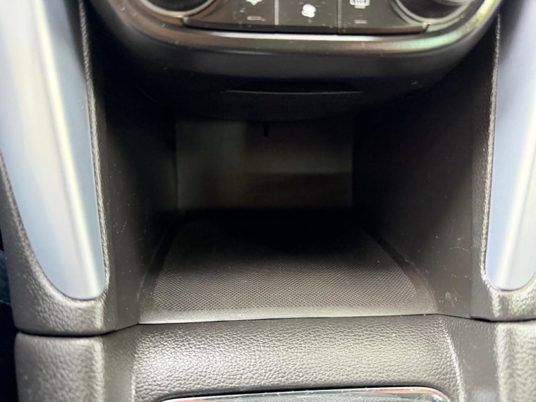Vehicle Image 33