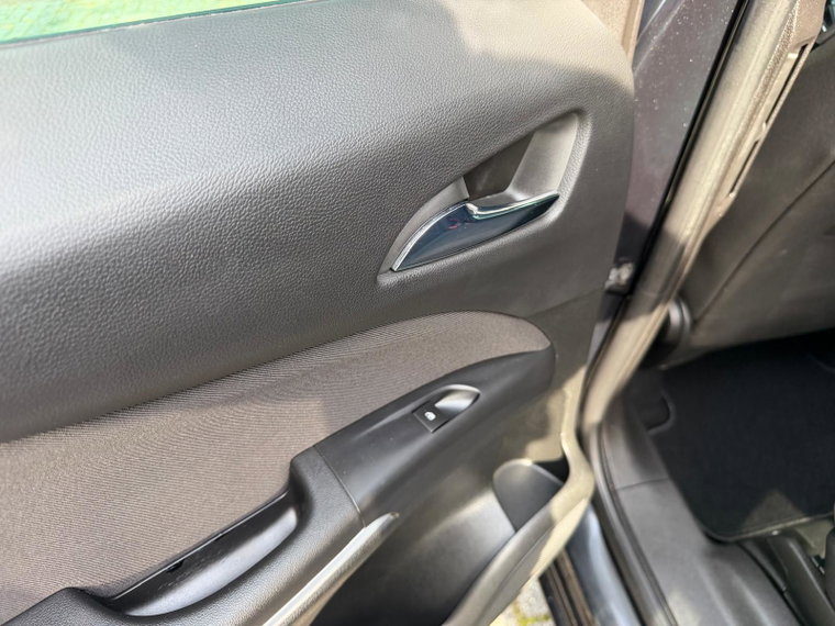 Vehicle Image 37