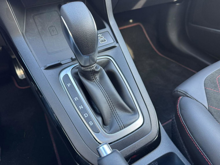 Vehicle Image 39