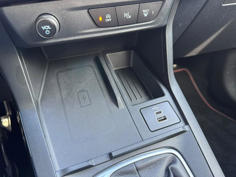 Vehicle Image 40