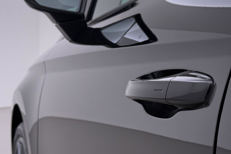 Vehicle Image 50
