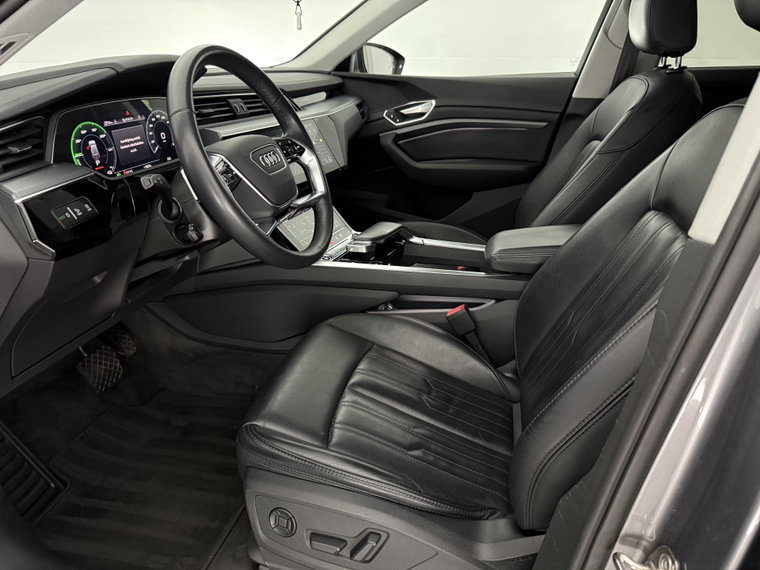 Vehicle Image 39