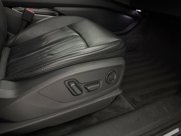 Vehicle Image 41