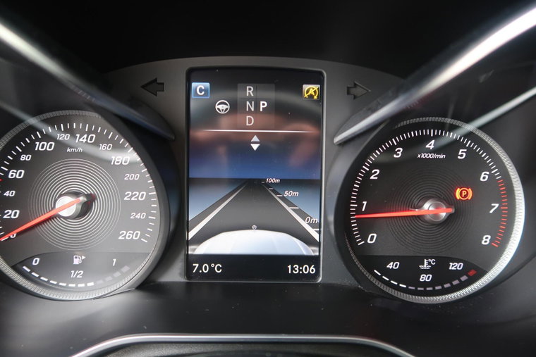 Vehicle Image 39