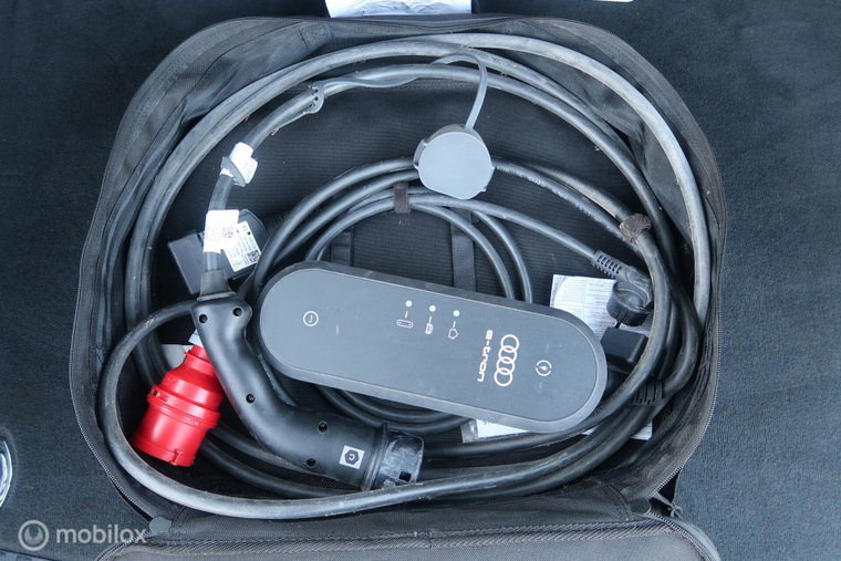 Vehicle Image 39