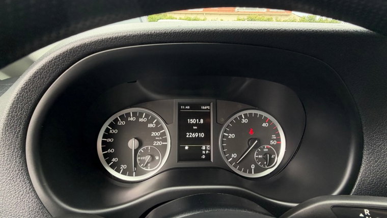 Vehicle Image 24