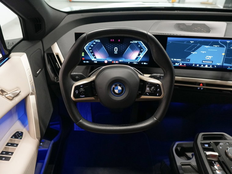 Vehicle Image 45