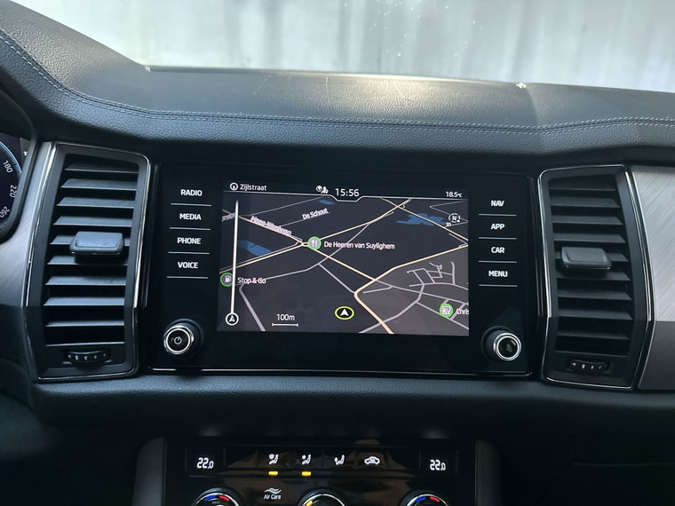 Vehicle Image 15
