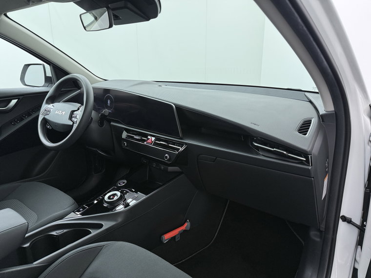 Vehicle Image 40