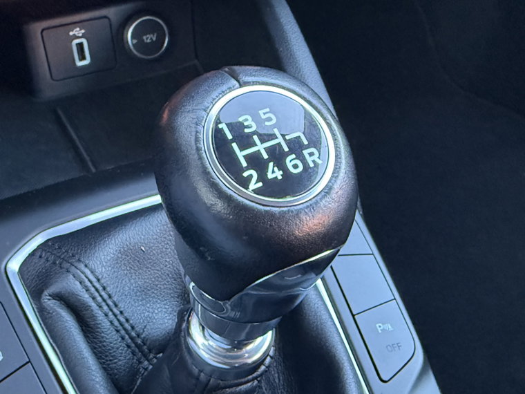 Vehicle Image 27