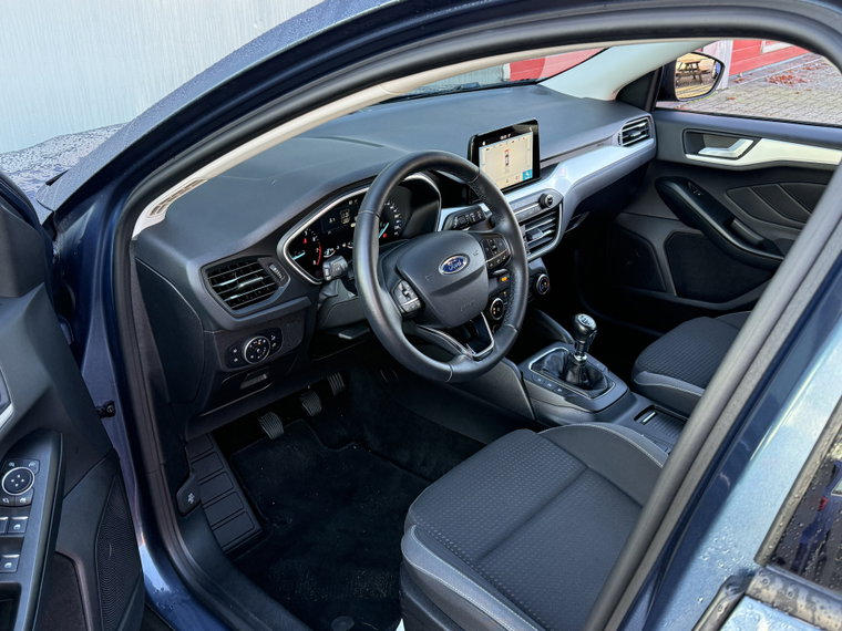 Vehicle Image 39