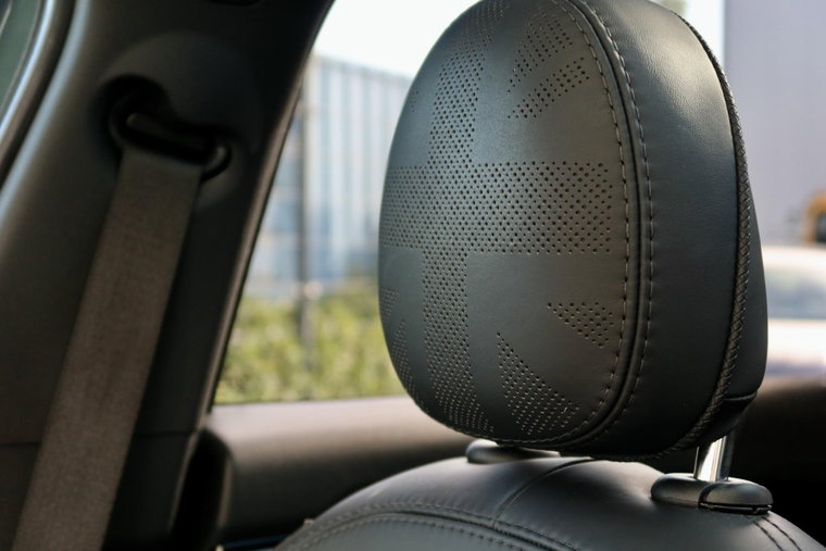Vehicle Image 20