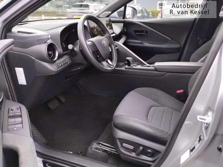 Vehicle Image 15