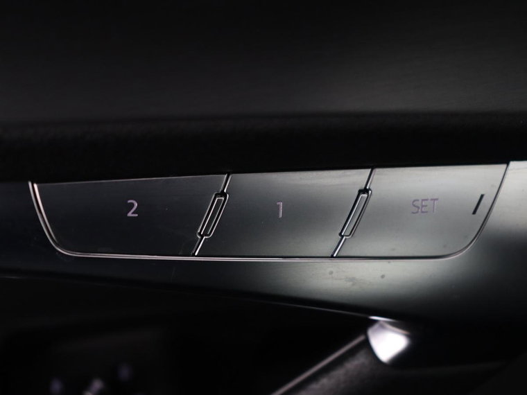 Vehicle Image 39