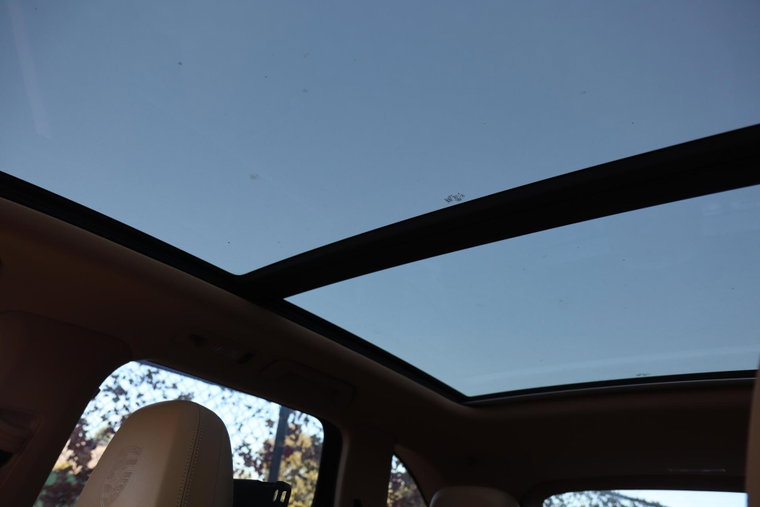 Vehicle Image 39