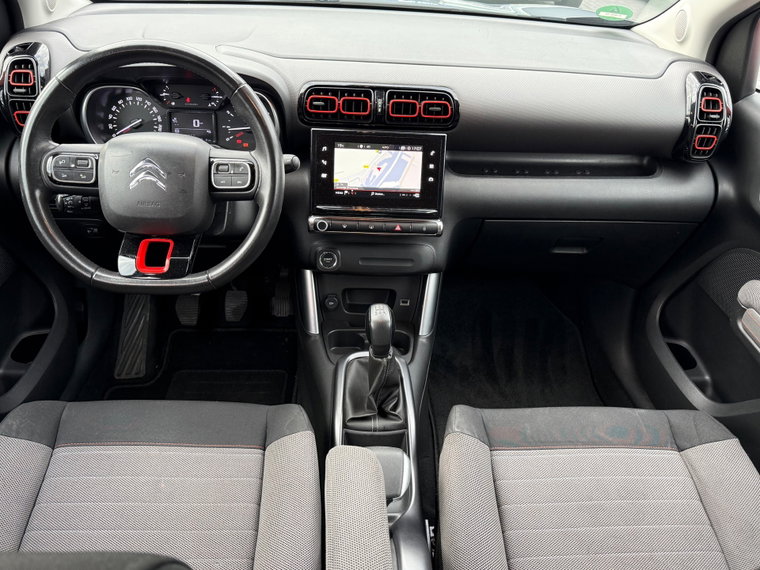 Vehicle Image 30