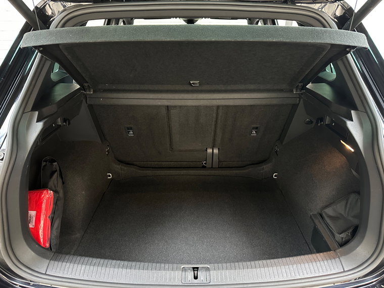 Vehicle Image 29
