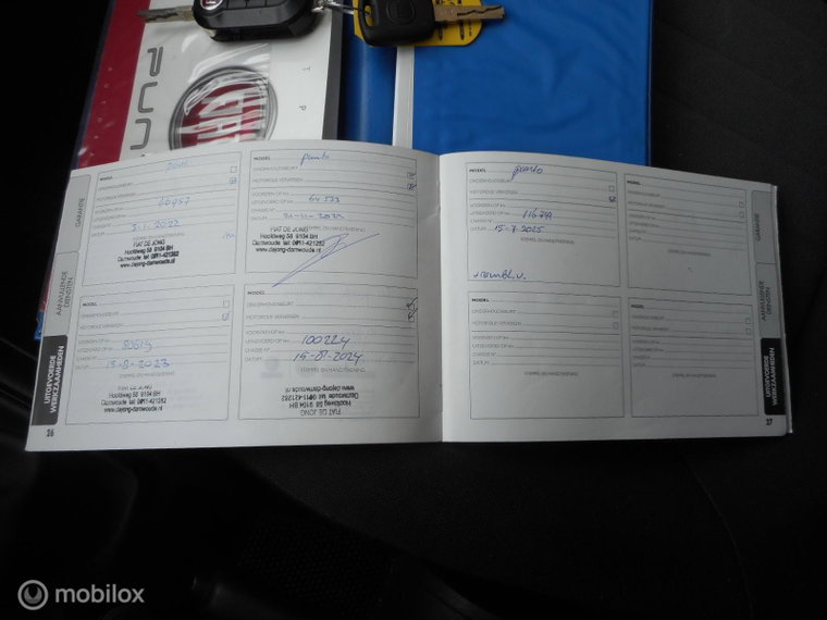 Vehicle Image 21