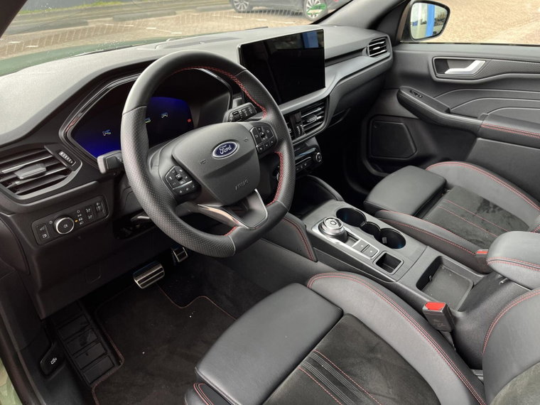 Vehicle Image 15