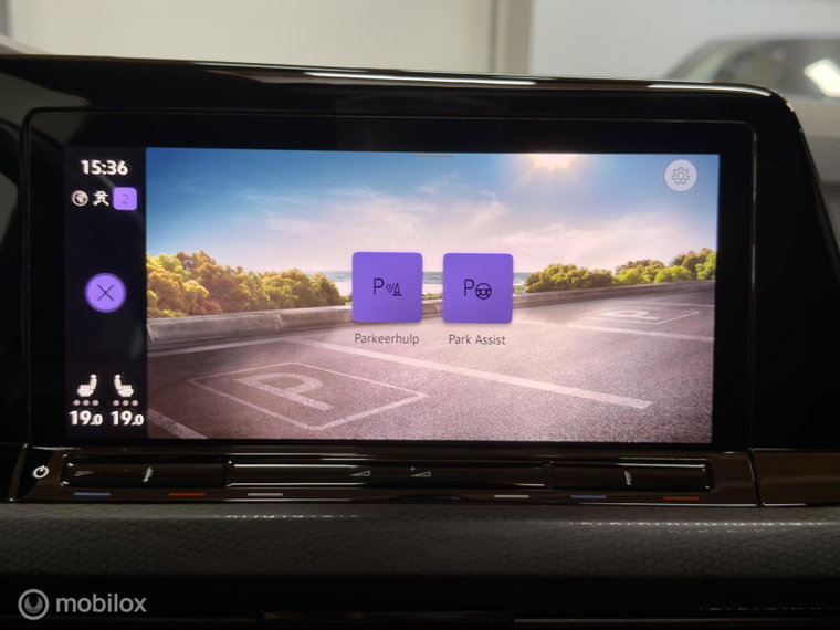 Vehicle Image 36