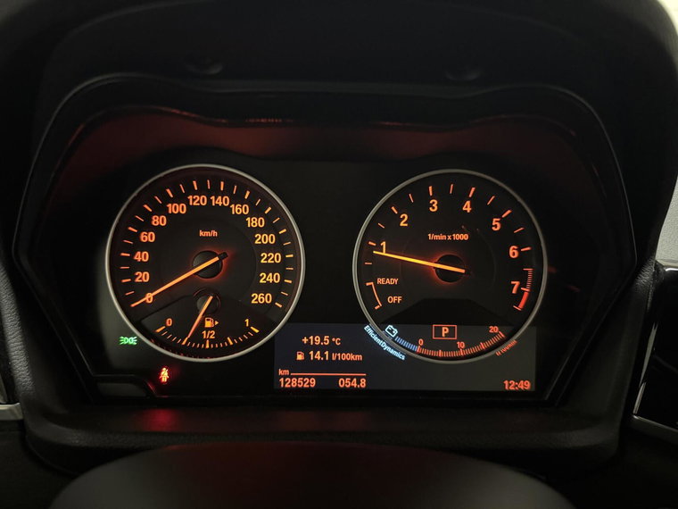 Vehicle Image 32