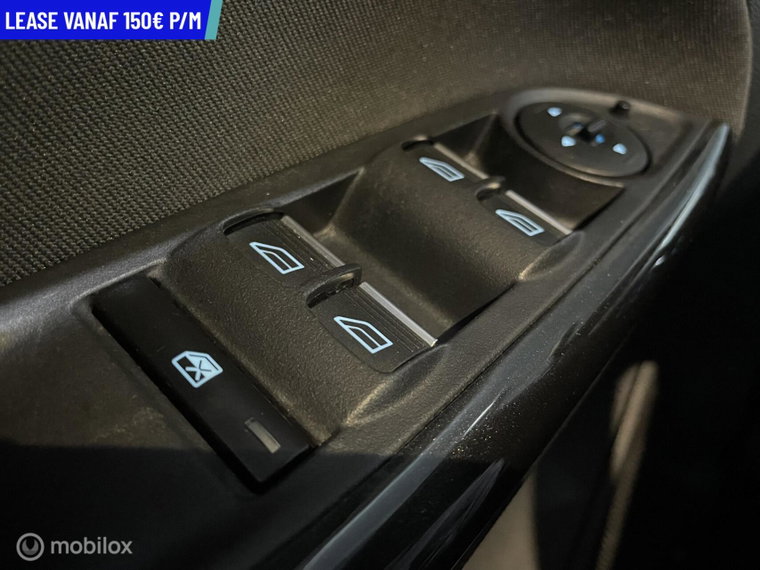 Vehicle Image 34