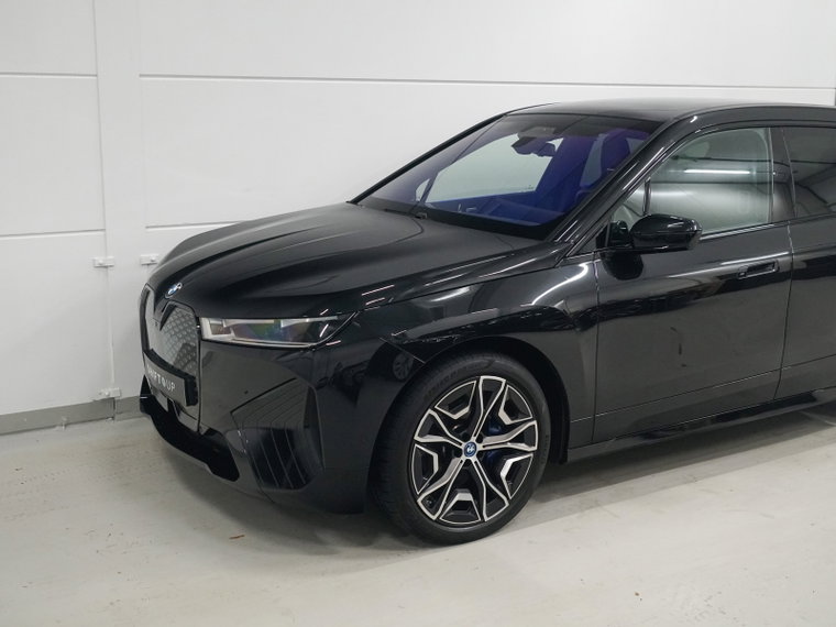 Vehicle Image 38