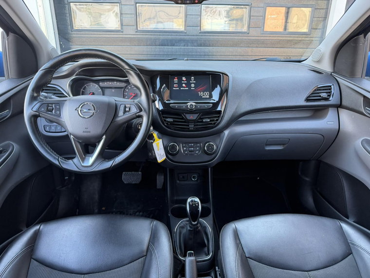 Vehicle Image 25
