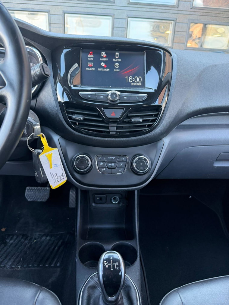 Vehicle Image 28