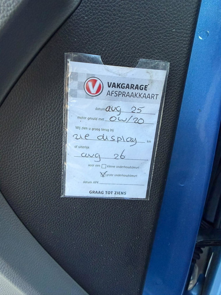 Vehicle Image 37