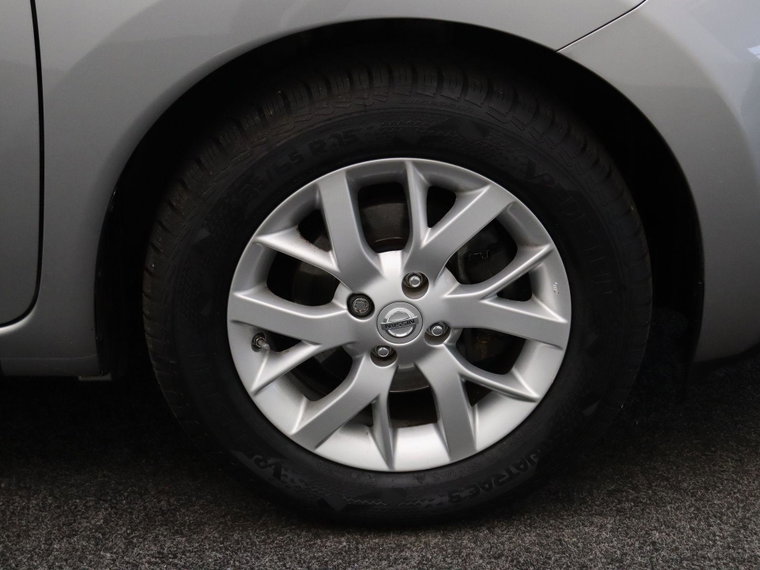 Vehicle Image 39
