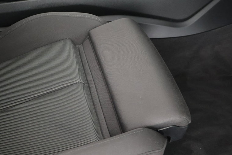 Vehicle Image 41
