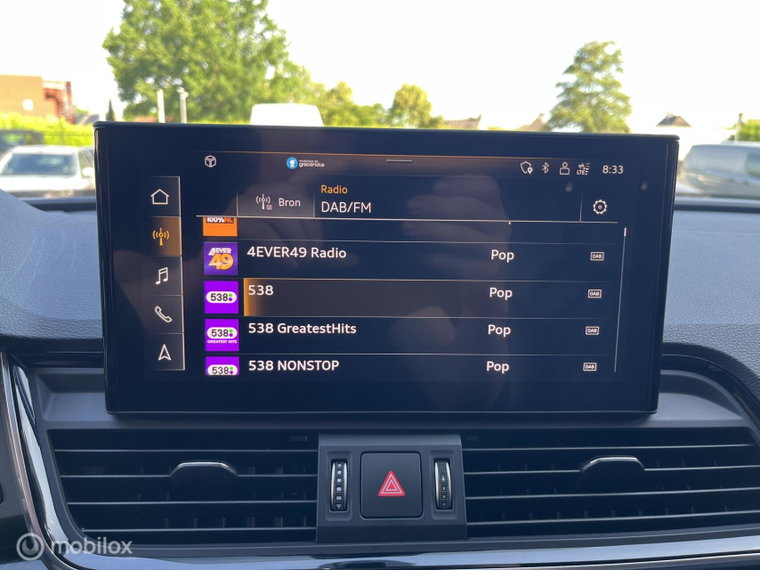 Vehicle Image 14