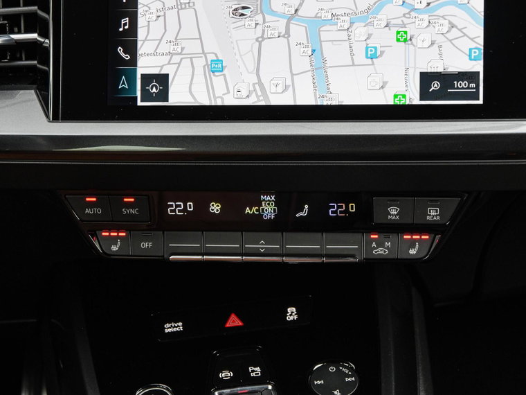 Vehicle Image 39