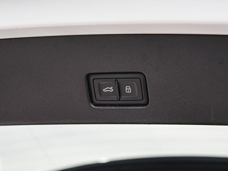 Vehicle Image 50